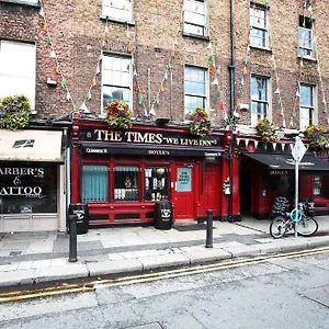 https://the-times-hostel-college-street.dublin-hotelsweb.com
