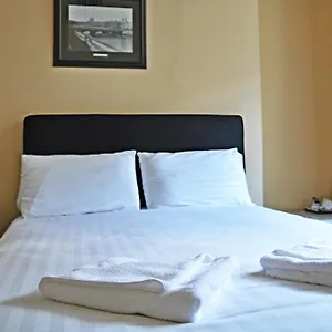 https://lyndon-guesthouse.dublin-hotelsweb.com