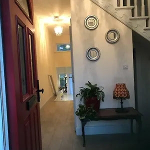 https://newcastle-guest-house.galwayhotelsireland.net