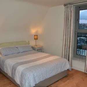 https://apartment-3-oakleigh-house-donnybrook-hill-douglas-cork.corkhotel.net